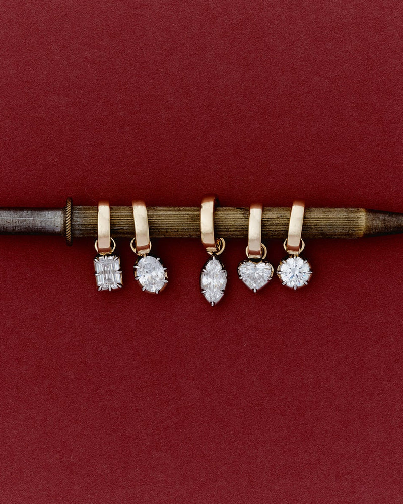 14K Yellow Gold / White Lab Diamond / Emerald / 2ct