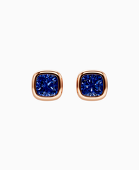 Royal Blue Lab Sapphire / Cushion / 0.8ct
