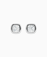 White Lab Diamond / Cushion / 0.8ct