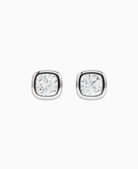 White Lab Diamond / Cushion / 0.8ct