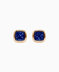 Royal Blue Lab Sapphire / Cushion / 0.8ct