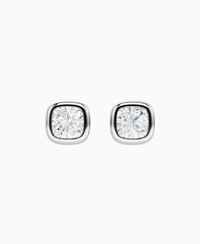 White Lab Diamond / Cushion / 0.8ct