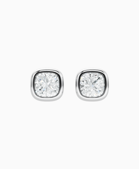 White Lab Diamond / Cushion / 1.5ct