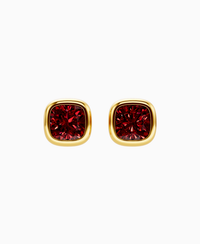 Pigeon Blood Lab Ruby / Cushion / 1.5ct