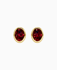 Pigeon Blood Lab Ruby / Oval / 0.8ct
