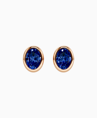 Royal Blue Lab Sapphire / Oval / 0.8ct