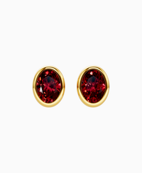 Pigeon Blood Lab Ruby / Oval / 1.5ct
