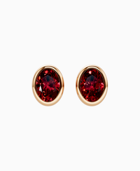 Pigeon Blood Lab Ruby / Oval / 1.5ct