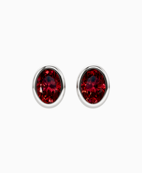 Pigeon Blood Lab Ruby / Oval / 2ct