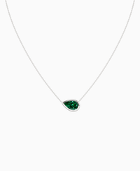 Zambian Lab Emerald / Pear (EW) / 2.5ct