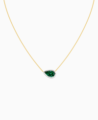 Zambian Lab Emerald / Pear (EW) / 2.5ct