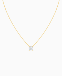 White Lab Diamond / Cushion / 2.5ct