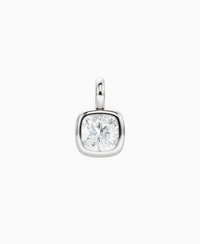 White Lab Diamond / Cushion / 2.5ct