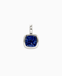 Royal Blue Lab Sapphire / Cushion / 2.5ct