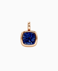 Royal Blue Lab Sapphire / Cushion / 4ct