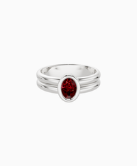Pigeon Blood Lab Ruby / Oval (NS) / 0.5ct