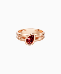Pigeon Blood Lab Ruby / Pear (Tilted) / 0.5ct