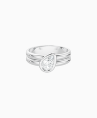 White Lab Diamond / Pear (Tilted) / 0.5ct