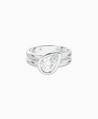 White Lab Diamond / Pear (Tilted) / 1ct