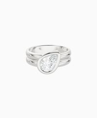 White Lab Diamond / Pear (Tilted) / 1ct