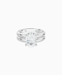 White Lab Diamond / Oval (NS) / 2ct