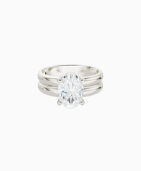 White Lab Diamond / Oval (NS) / 2ct