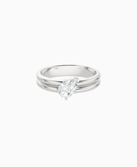White Lab Diamond / Pear (Tilted) / 0.5ct