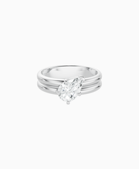 White Lab Diamond / Pear (Tilted) / 1ct