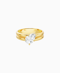 White Lab Diamond / Pear (Tilted) / 1ct