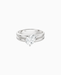 White Lab Diamond / Pear (Tilted) / 1ct