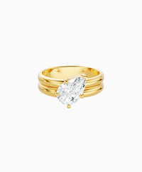White Lab Diamond / Pear (Tilted) / 1.5ct