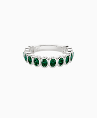 Zambian Lab Emerald / Oval (NS) / F