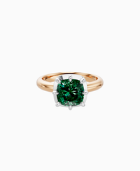 Zambian Lab Emerald / Cushion / 2.5ct