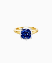 Royal Blue Lab Sapphire / Cushion / 2.5ct