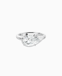 White Lab Diamond / Pear (EW) / 2ct