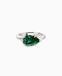 Zambian Lab Emerald / Pear (EW) / 2ct