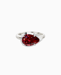 Pigeon Blood Lab Ruby / Pear (EW) / 2.5ct