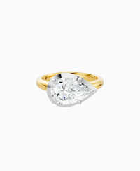 White Lab Diamond / Pear (EW) / 2.5ct