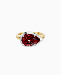 Pigeon Blood Lab Ruby / Pear (EW) / 3ct