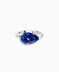 Royal Blue Lab Sapphire / Pear (EW) / 3ct