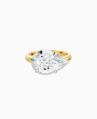White Lab Diamond / Pear (EW) / 3ct