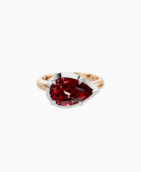 Pigeon Blood Lab Ruby / Pear (EW) / 3ct