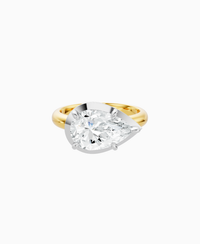 White Lab Diamond / Pear (EW) / 3ct