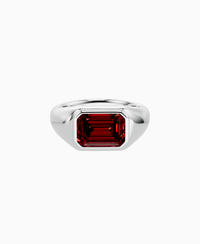 Pigeon Blood Lab Ruby / Emerald / 2.5ct