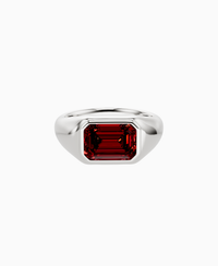 Pigeon Blood Lab Ruby / Emerald / 2.5ct