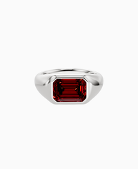 Pigeon Blood Lab Ruby / Emerald / 2.5ct