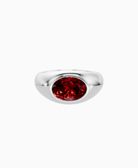 Pigeon Blood Lab Ruby / Oval / 2ct