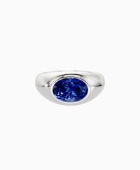 Royal Blue Lab Sapphire / Oval / 2ct