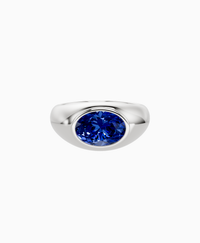 Royal Blue Lab Sapphire / Oval / 2ct