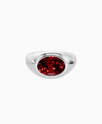 Pigeon Blood Lab Ruby / Oval / 2.5ct